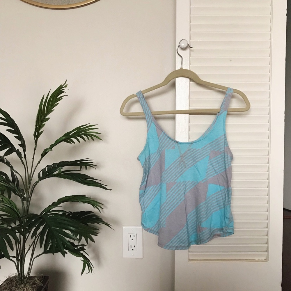 Striped UO tank